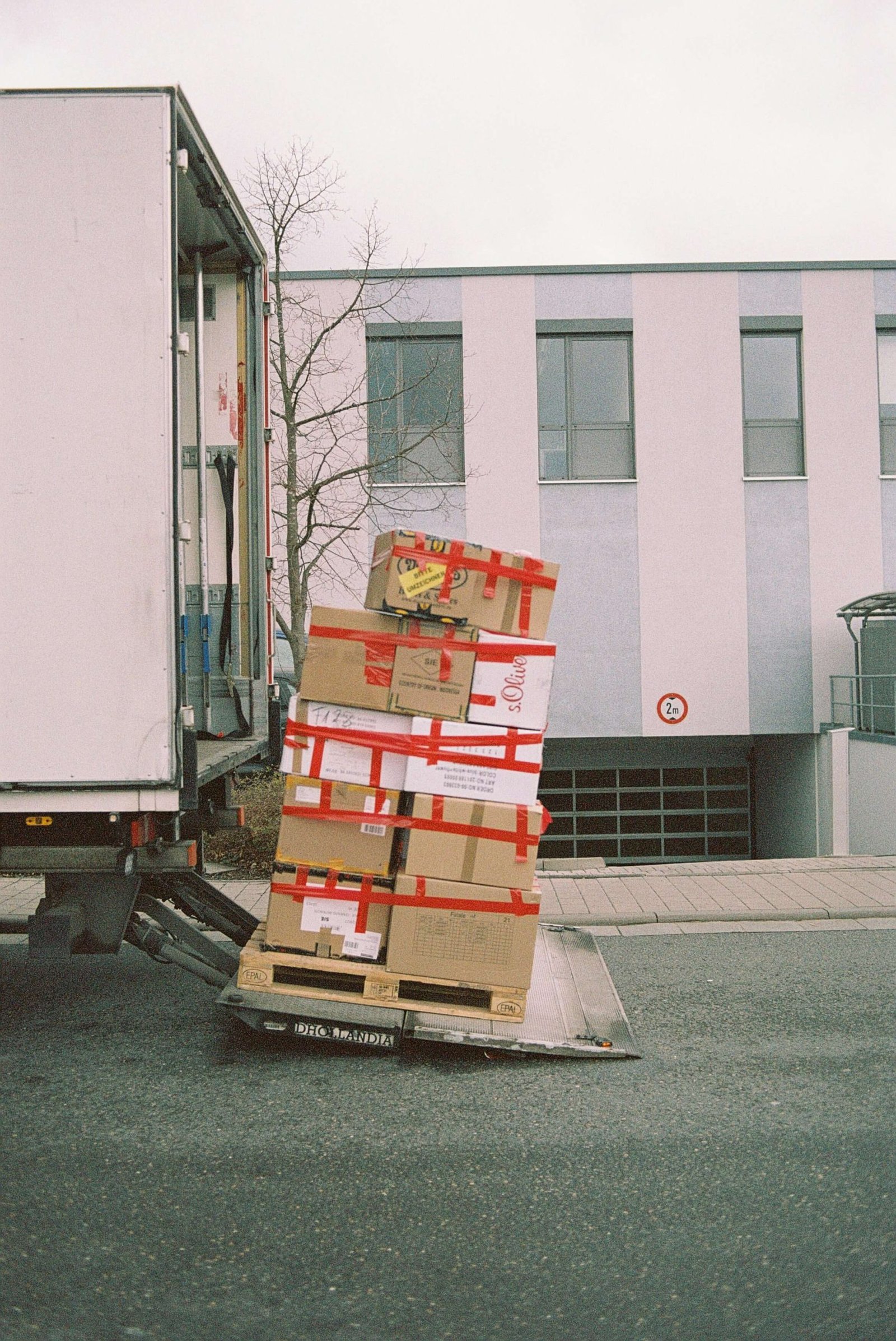 markus-spiske-rwturjf7i5w-unsplash